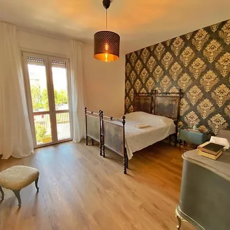 Fevira Airport Free Parking Apartamento Florencia